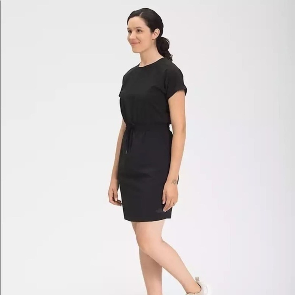 The North Face Never Stop Wearing Short Sleeve Drawstring Dress TNF Black XS NWT - Picture 2 of 6